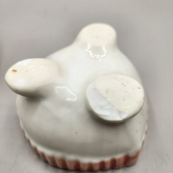 Vingage Ceramic 3D Floral Trinket Box Roses Pink White Footed Heart - Picture 7 of 8